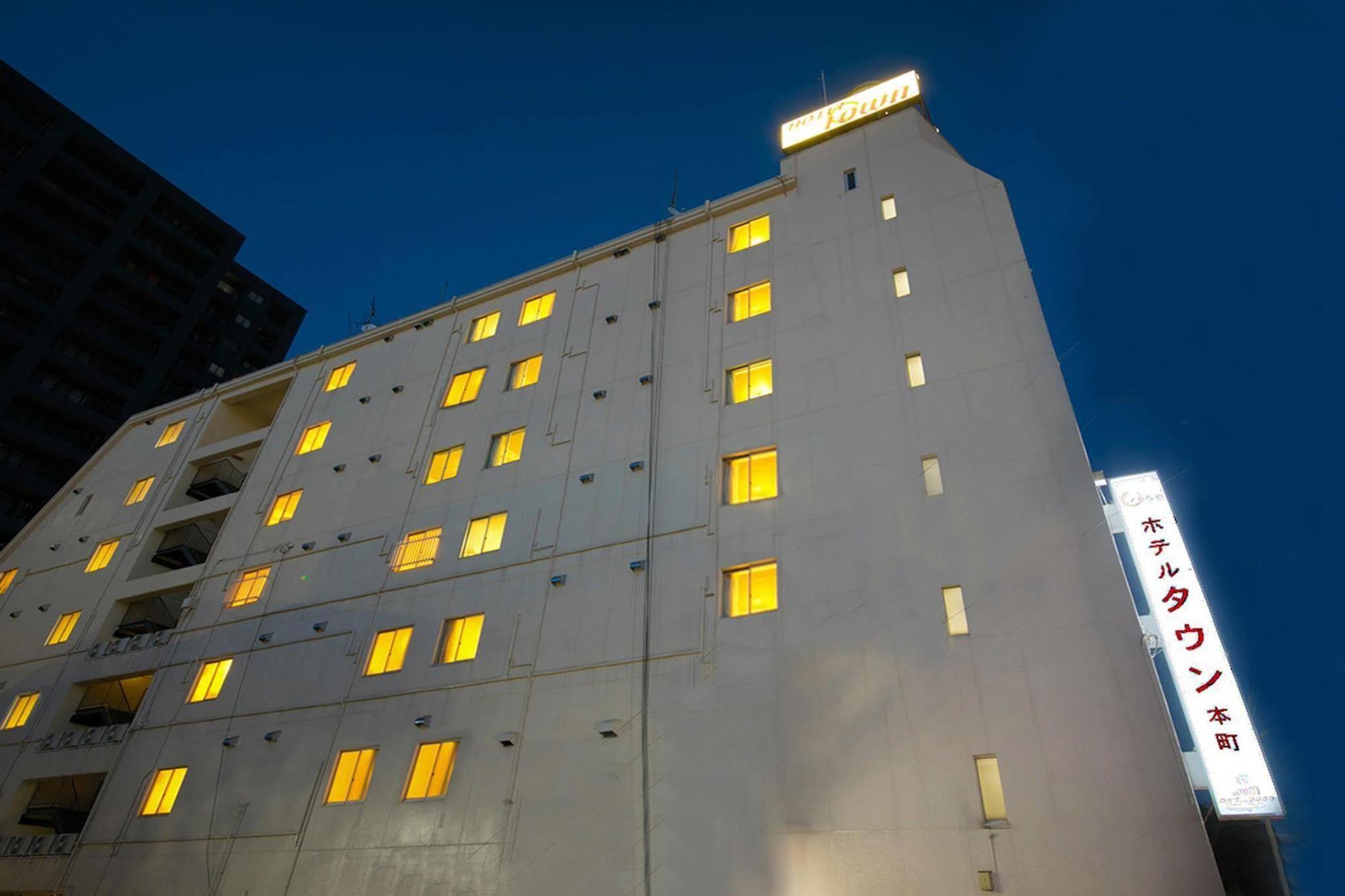 Hotel Town Honmachi Kochi  Exterior photo